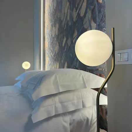 Ginevra Boutique Rooms - Palazzo Leosini - Residenze D'Epoca LʼAquila Esterno foto