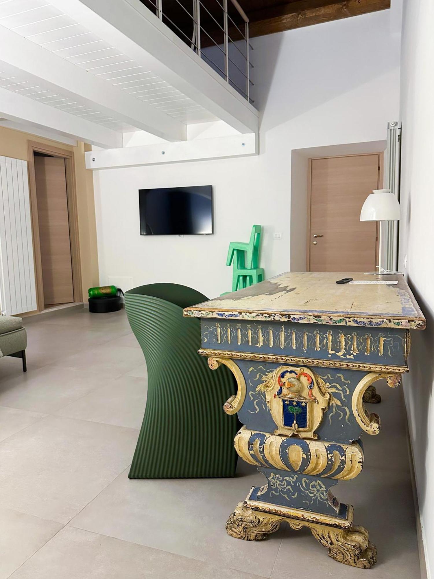 Ginevra Boutique - Palazzo Leosini - Residenze D'epoca * LʼAquila