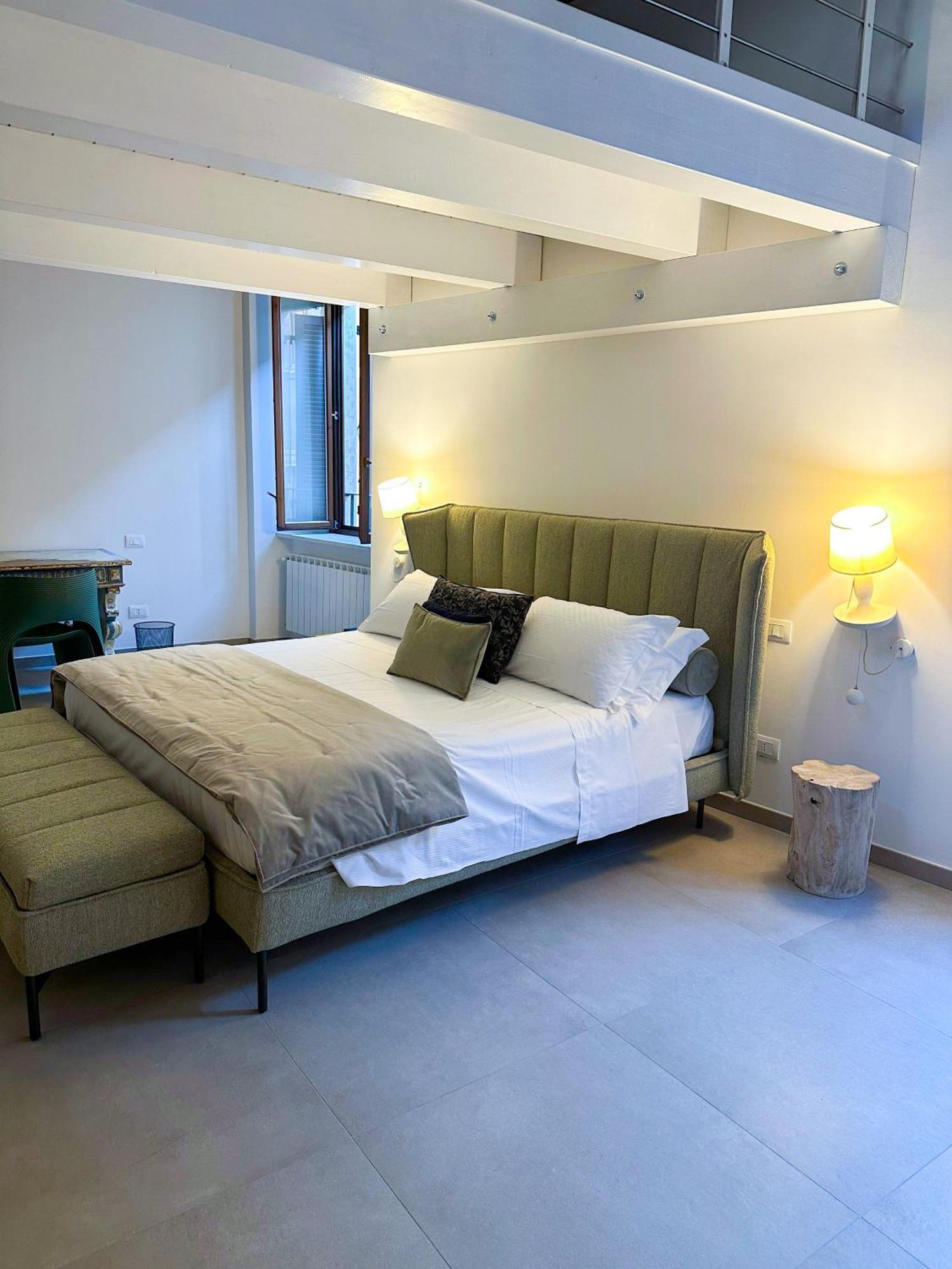 Ginevra Boutique - Palazzo Leosini - Residenze D'epoca Frühstückspension LʼAquila