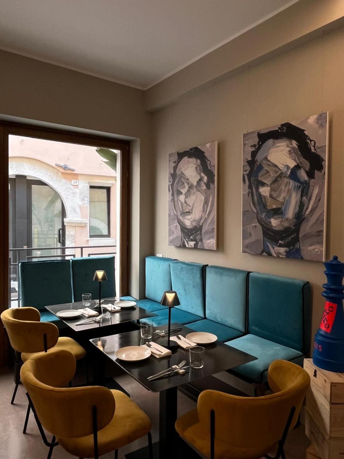 Ginevra Boutique - Palazzo Leosini - Residenze D'epoca * LʼAquila
