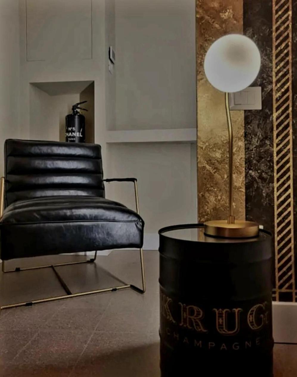Ginevra Boutique - Palazzo Leosini - Residenze D'epoca LʼAquila