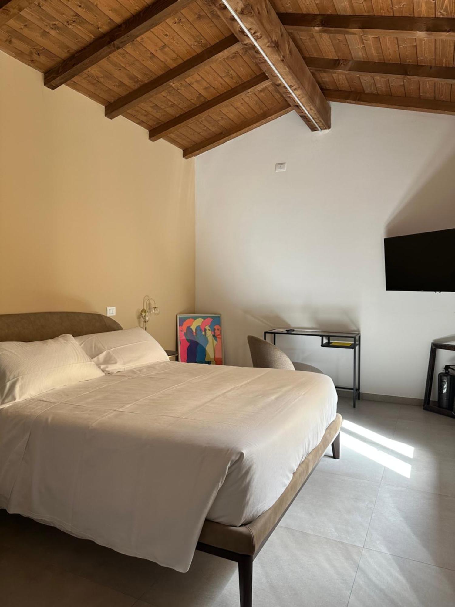 Bed & Breakfast Ginevra Boutique - Palazzo Leosini - Residenze D'epoca